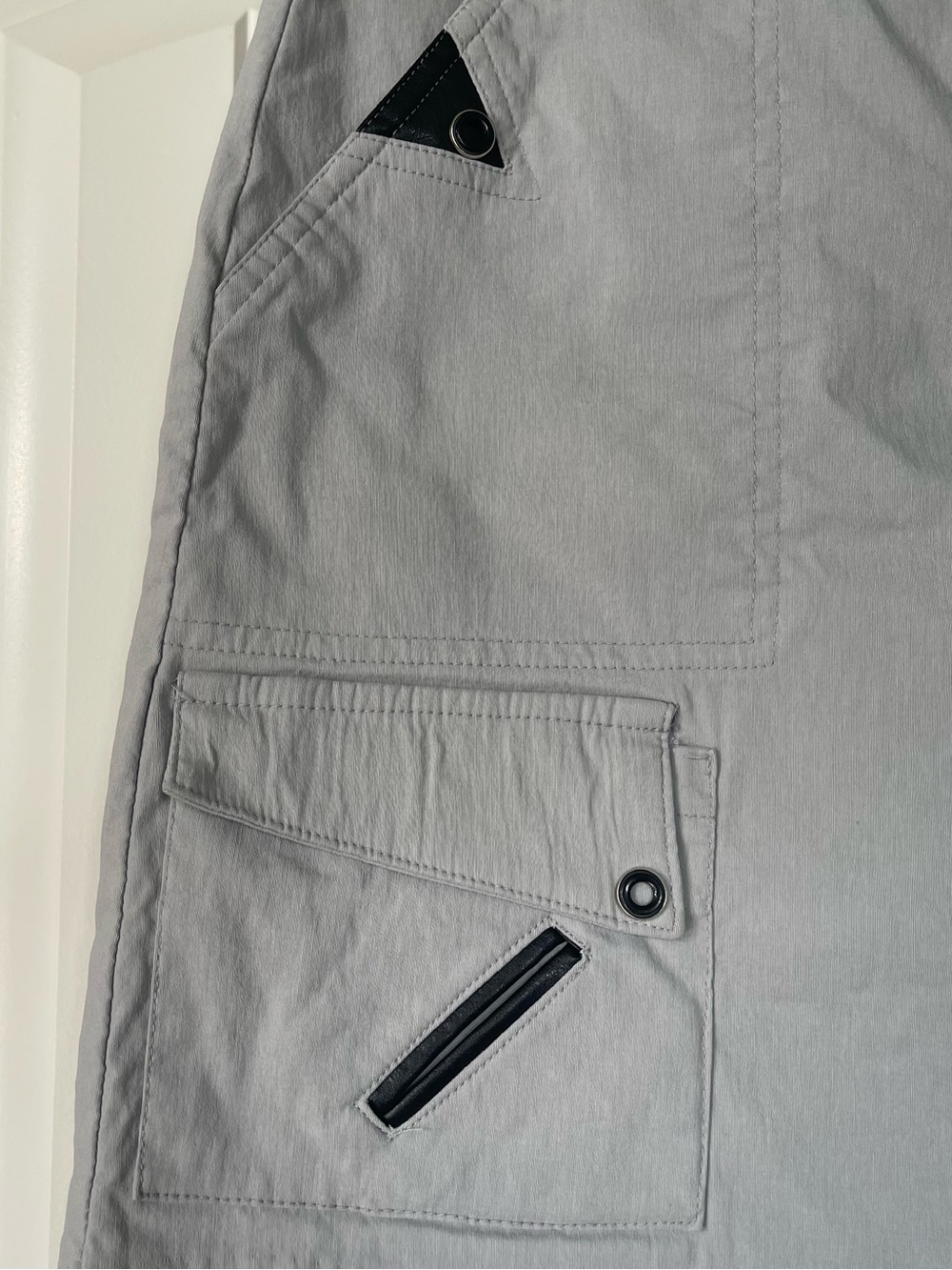 Jamie Sadock Golf Skort in light gray - Picture 2 of 8